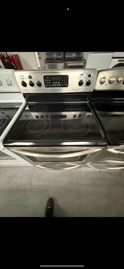 Frigidaire Stove ( Cocina )