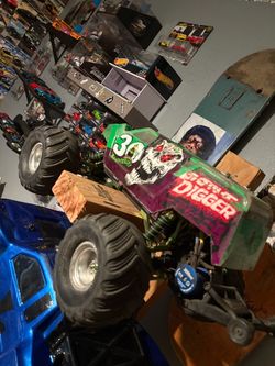 Traxxas grave digger