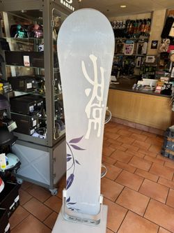 新品★RIDE SOLACE スノーボード 146cm Ride Solace Snowboard - Women's 2007 | evo