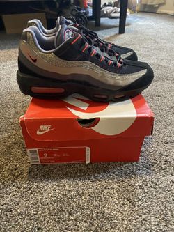 Nike Air Max 95 Premium Size 9