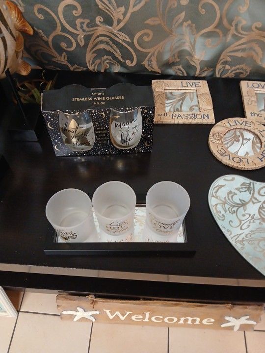 Vasos De Tomar Vinos Y Adornos Espejo De Corazon