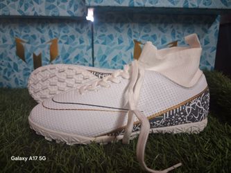 Turf soccer cleats us size 4youth
