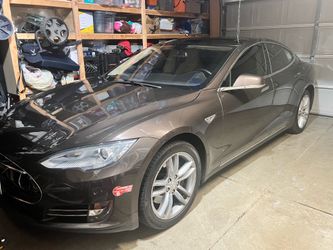 2013 Tesla Model S P85+ – Unlimited Supercharging – MCU2 Upgrade – Clean Title – Needs Battery