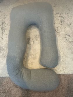 Momcozy Pregnancy Pillow for Sleeping