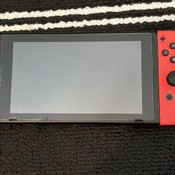 Nintendo Switch With Games Cases Acessories