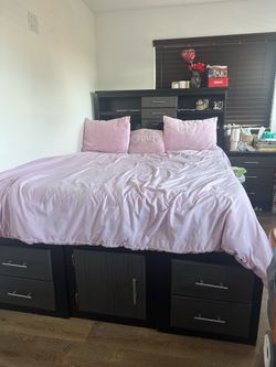 Queen size bed frame and headboard