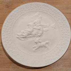 Vintage Avon Collectible Porcelain Christmas Plate
