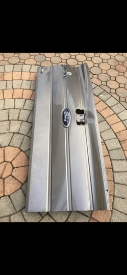 OEM FORD TAILGATE 2009 F-150