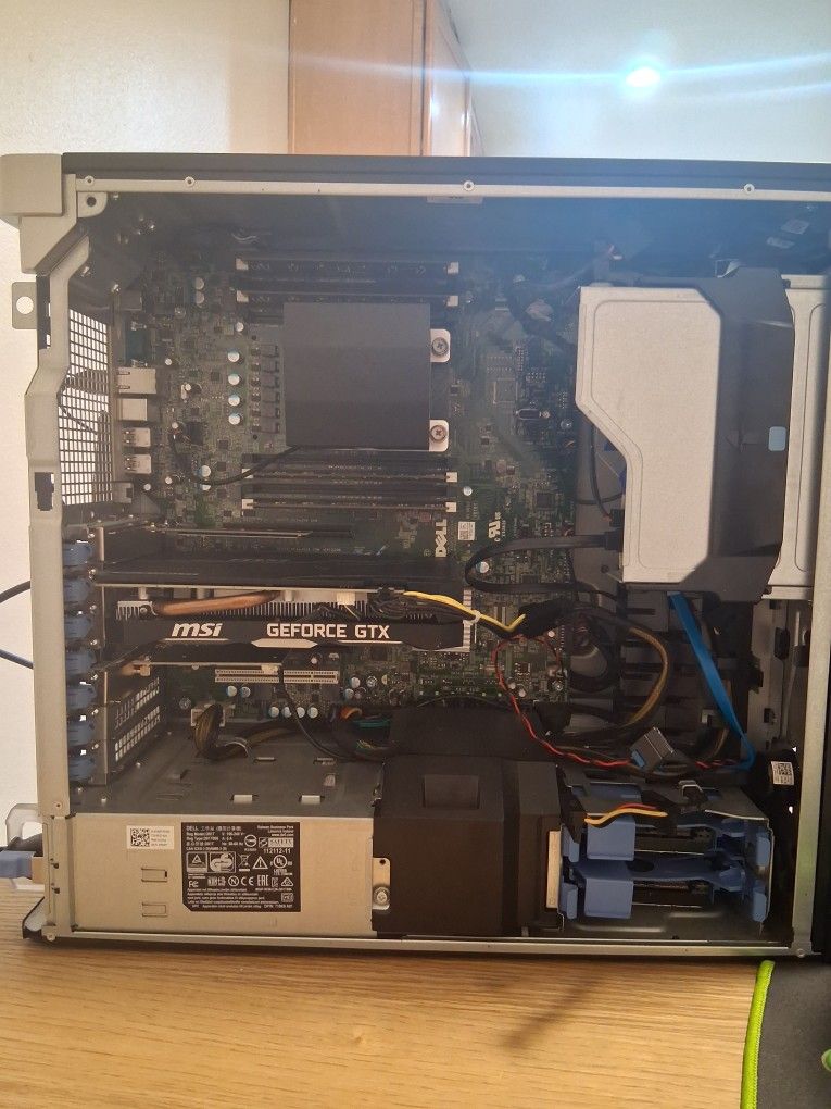 Dell Precision 5810 Workstation — Xeon, 1 TB SSD, 16 GB RAM, GTX/1660 Ti, WiFi & Bluetooth