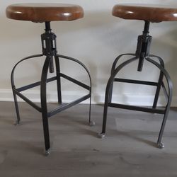 World Market Adjustabkes Swivel BARSTOOLS Set Of Two For $95 In EXCELLENT CONDITION 