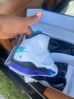 Grape 5s lightning 17s size 10  package deal new