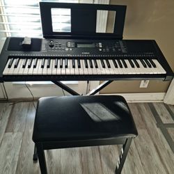 Whole Set Keyboard Yamaha E363 ***$80***