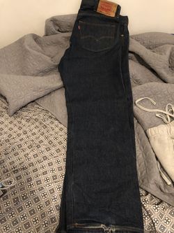501s LEVIS (40x32) AND CHARLIE BROWN (Large)BUNDLE LMK !