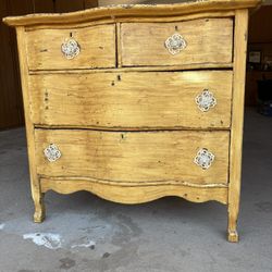 Vintage Dresser 