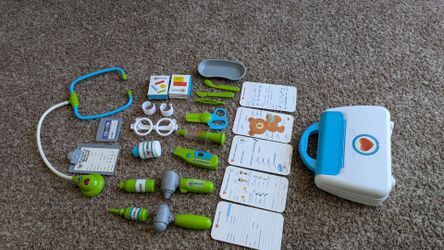 Deluxe Doctor play set