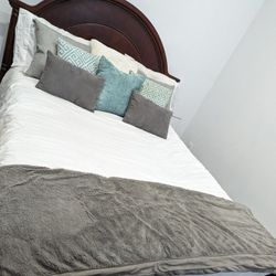 Queen Bed Frame With Headboard & Footboard - Wood