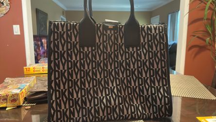 DKNY book / laptop bag