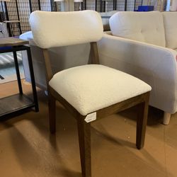 Reverny Dining Chair