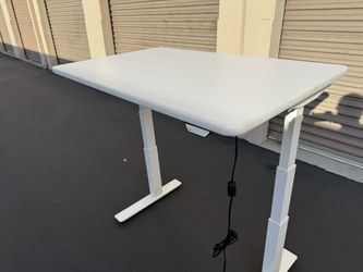 Rise®️ dual motors electric standing desk( 47”X29” in white)