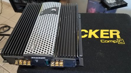 1 12" KICKER COMP C AND KICKER AMP