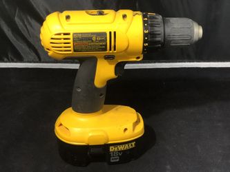 DeWalt DC759 1/2 (13mm) VSR CORDLESS DRILL