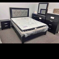 Closing Down Sale On Bedroom Set 