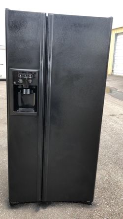 Ge black refrigerator