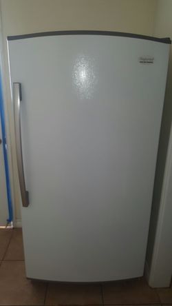 indesit si81qwd fridge