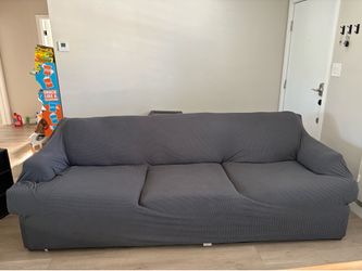 Couch w Free Cover