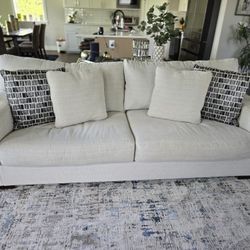 Couch And Chair/ottoman Ashley 