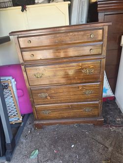 Wooden dresser chest.. the price is firm