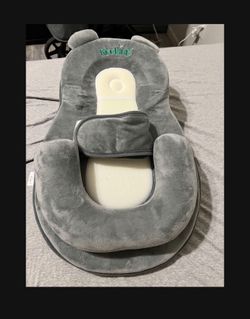 Baby lounge pillow