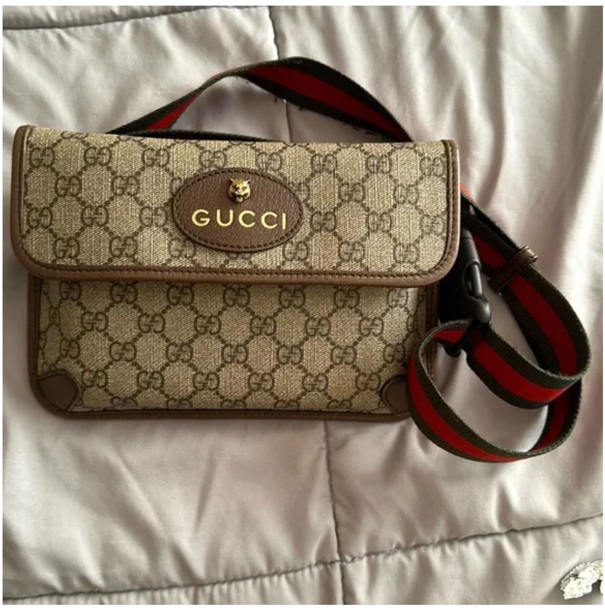 NEO VINTAGE GG SUPREME BELT BAG