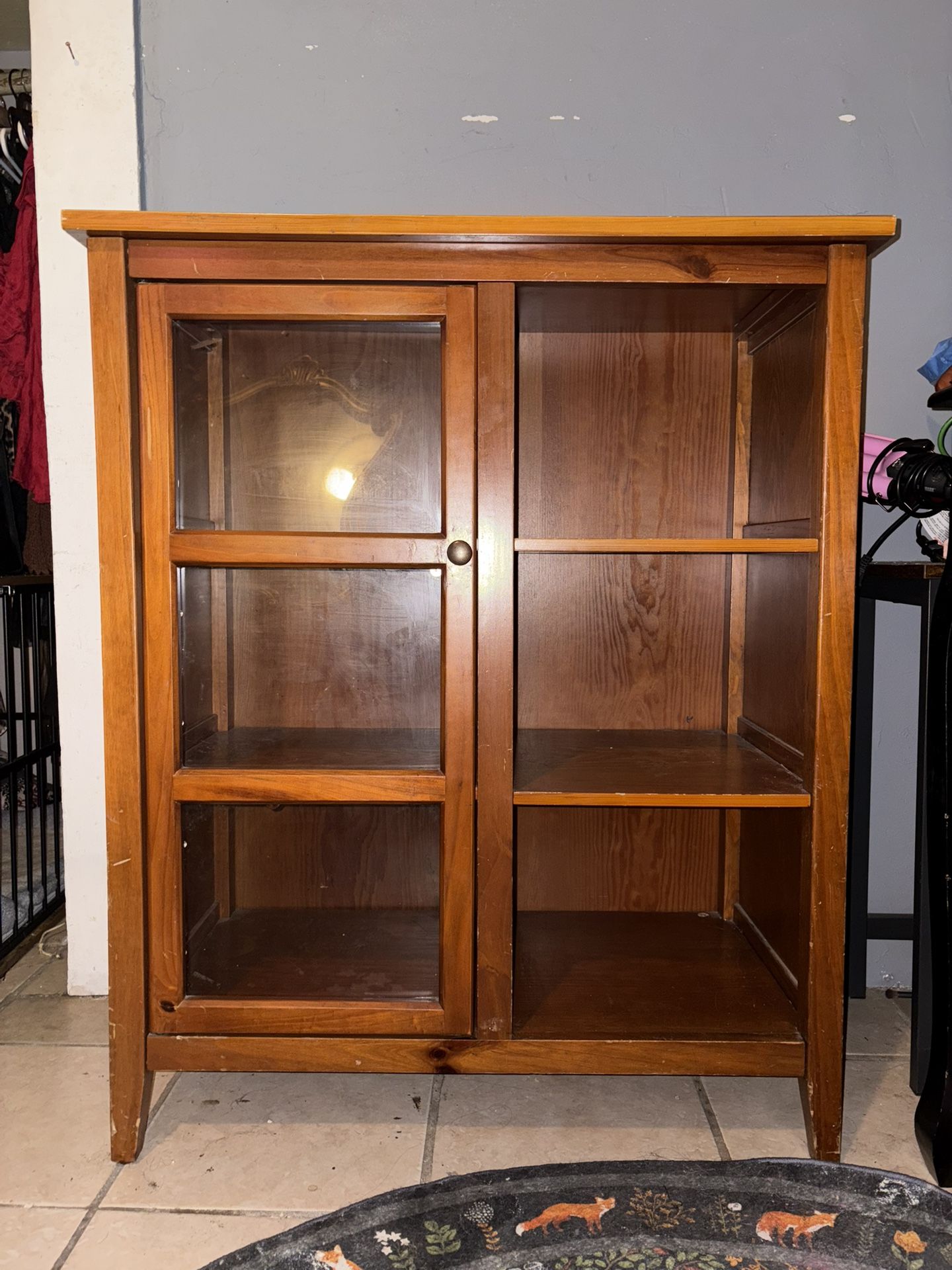Cute Vintage 100% Wood Bookcase/alter space/Dresser
