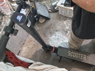 Electric scooter with charger 80$