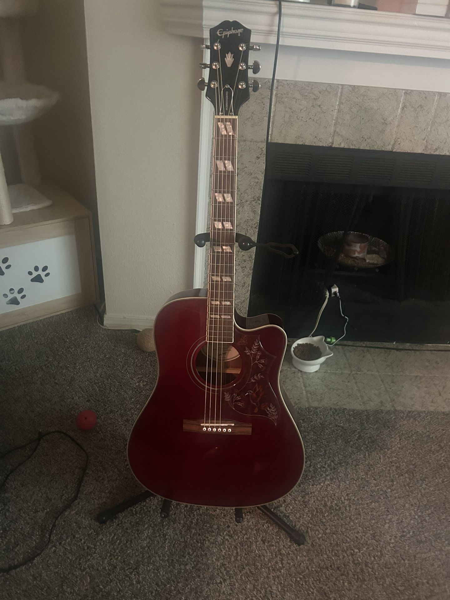 Epiphone Hummingbird 6-string