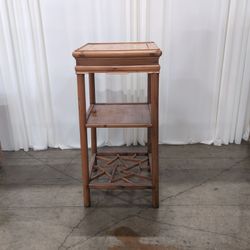Light Wood Square End & Two Chairs Table with Lattice Base