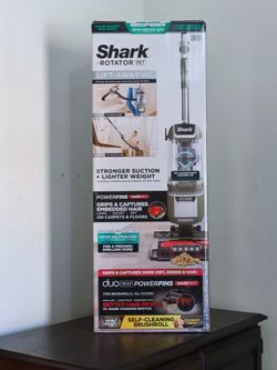 Shark Rotator Pet Lift-Away ADV Upright Vacuum with DuoClean PowerFins HairPro & Odor Neutralizer Technology