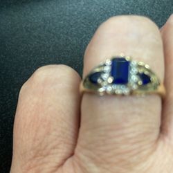 Sapphire Ladies Ring