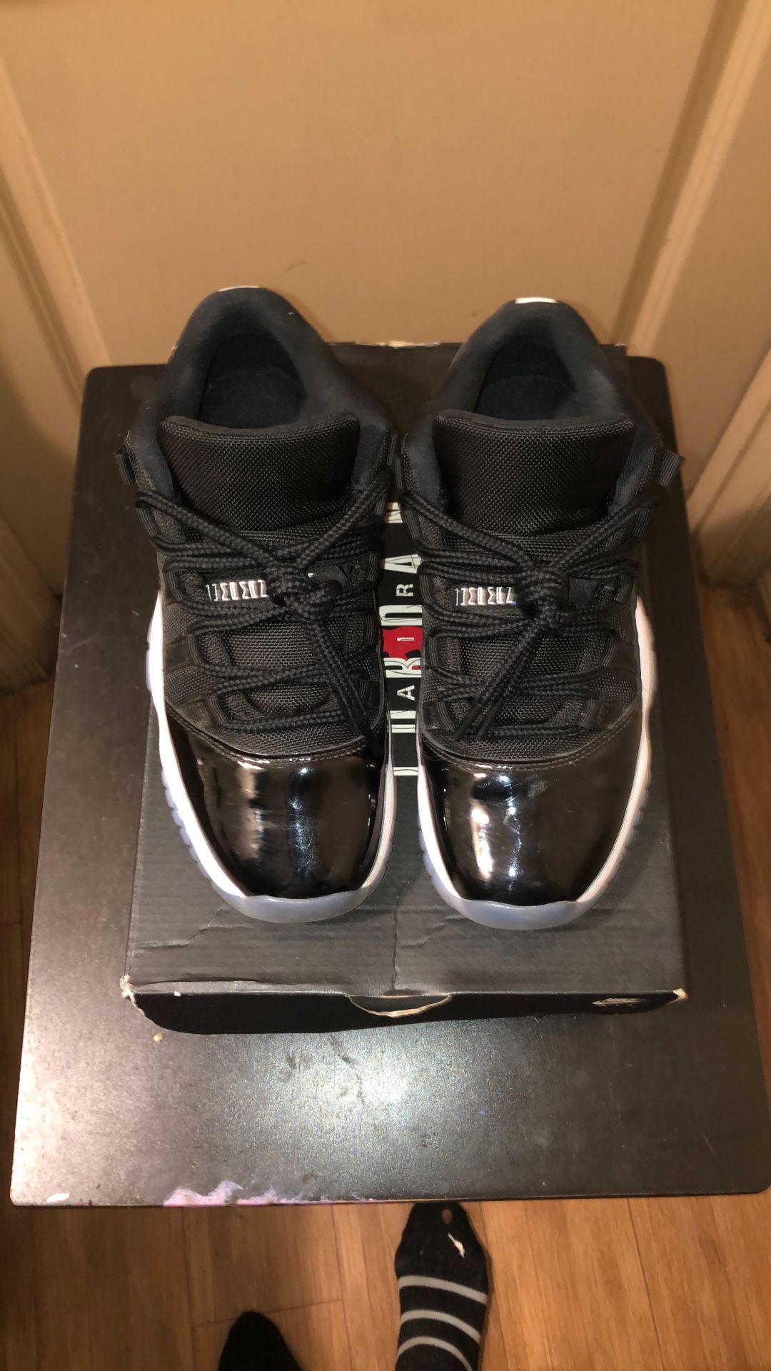 Jordan 11s Low