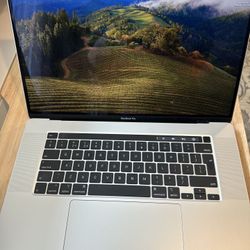 Apple MacBook Pro 2019 Silver 16" 512GB SSD 16GB RAM 2.6GHz Intel i7