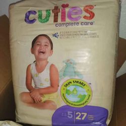 Cuties Size 5 Diapers