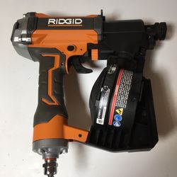 Ridgid R175RNF pneumatic roofing nailer
