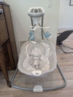 Graco baby swing