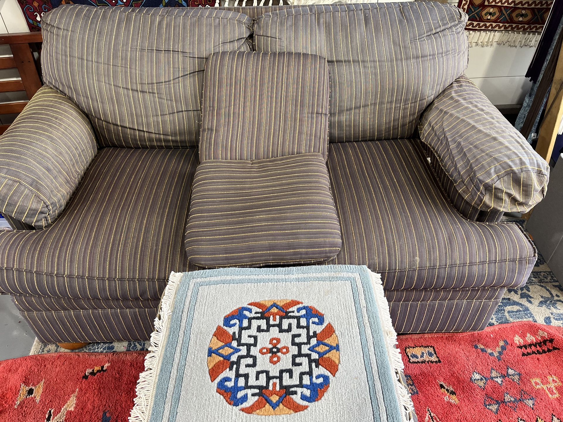 love couch with ottoman