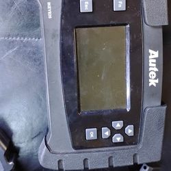 Autek IKEY820 car key programmer