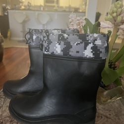 Snow Boot For Kids Size 12