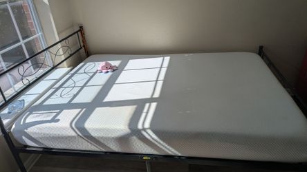 Queen size bed frame and foam mattress