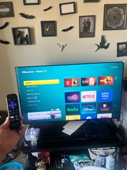 58” Hisense Smart Roku Tv W/ Remote