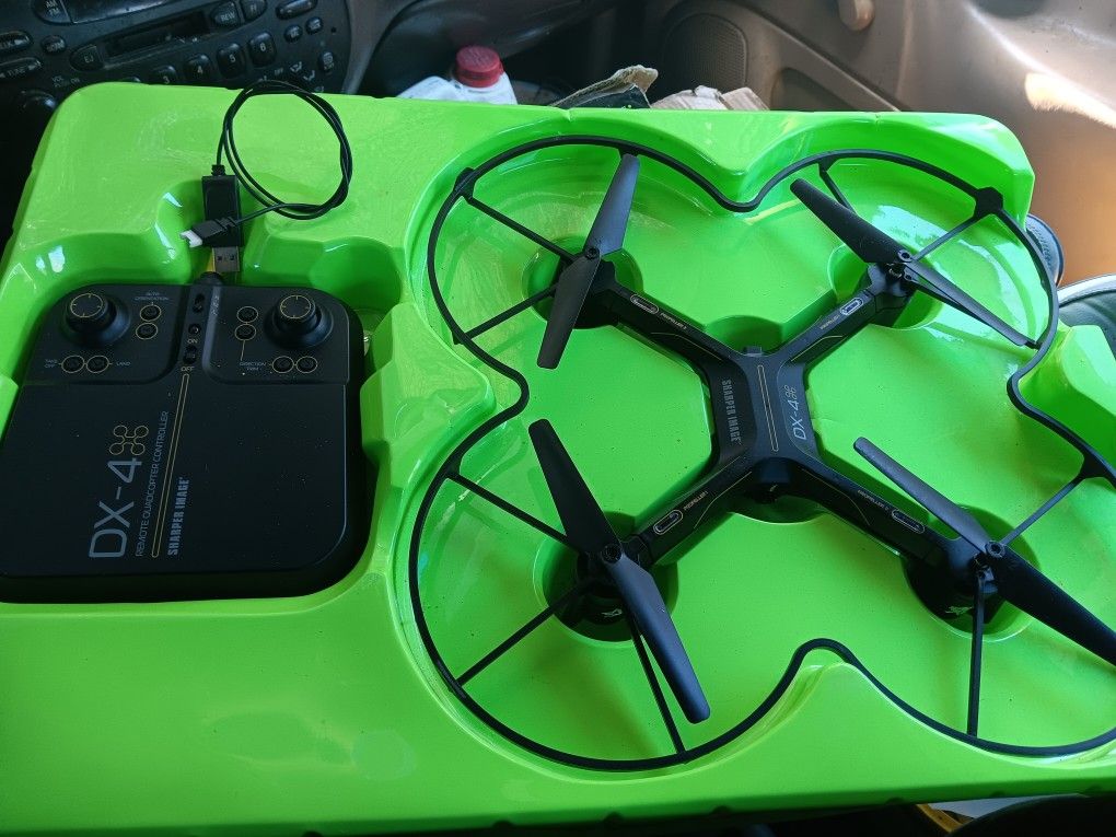 SHARPER IMAGE DX-4 STREAMING DRONE